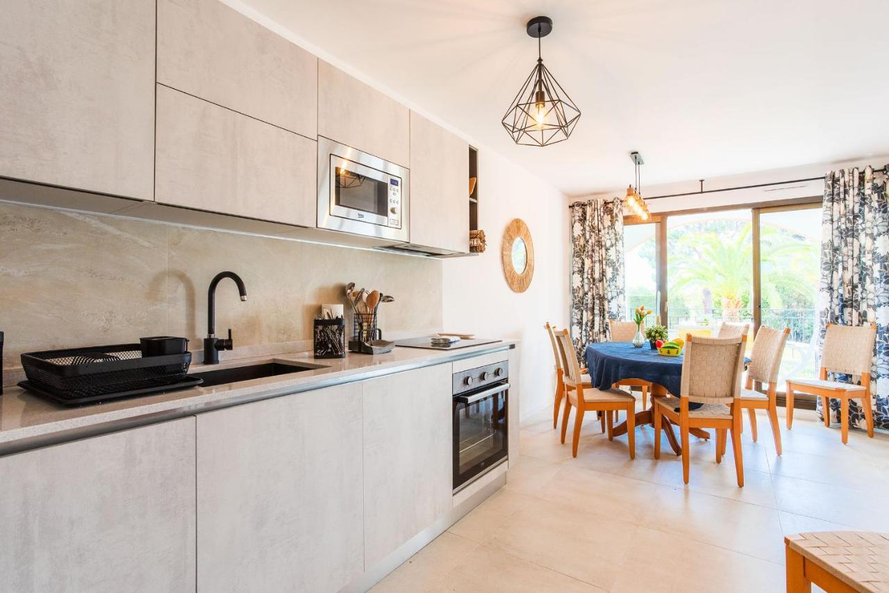L'Ange Gardien Ap4269 By Riviera Holiday Homes Villefranche-sur-Mer Kültér fotó